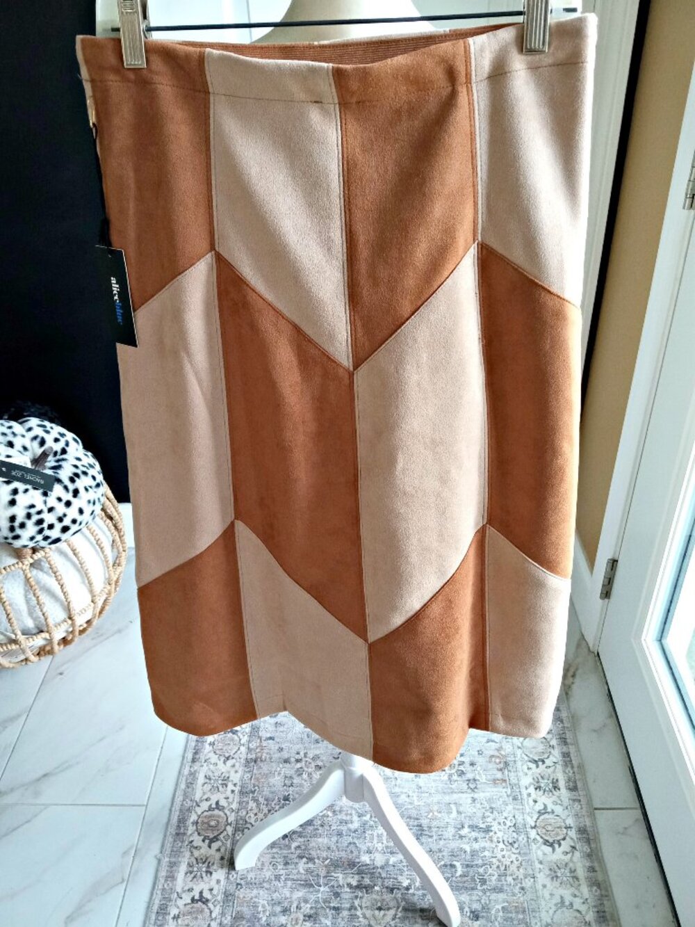 NEW! 70'S INSPIRED VEGAN PATCHWORK SUEDE MIDI SKIRT SZ L